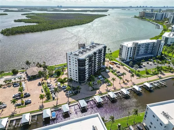 Fort Myers Beach, FL 33931,4263 Bay Beach LN #616