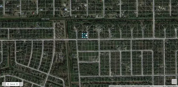 108 Orkney CT, Lehigh Acres, FL 33974