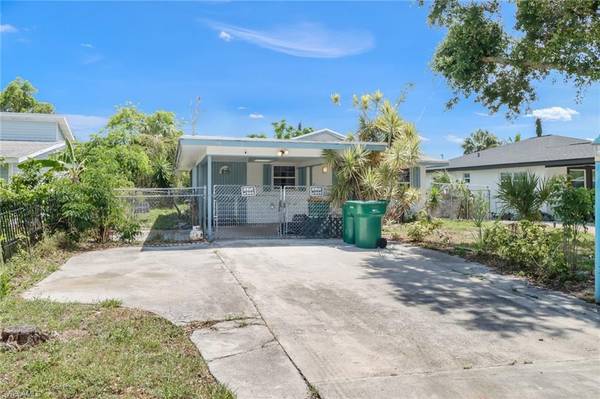 212 Benson ST, Naples, FL 34113