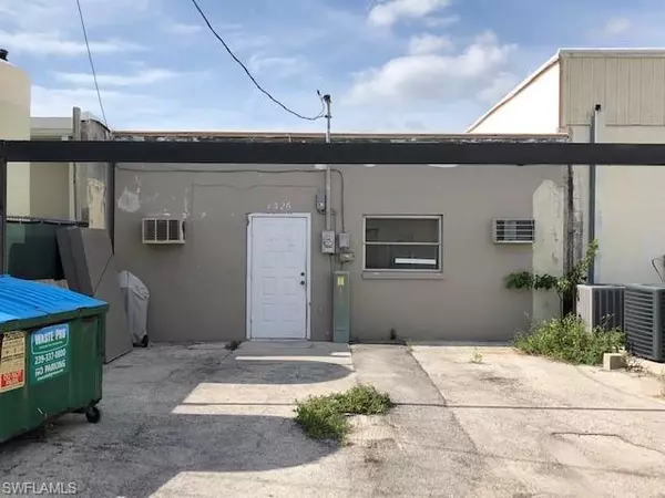 Cape Coral, FL 33904,1326 Lafayette ST