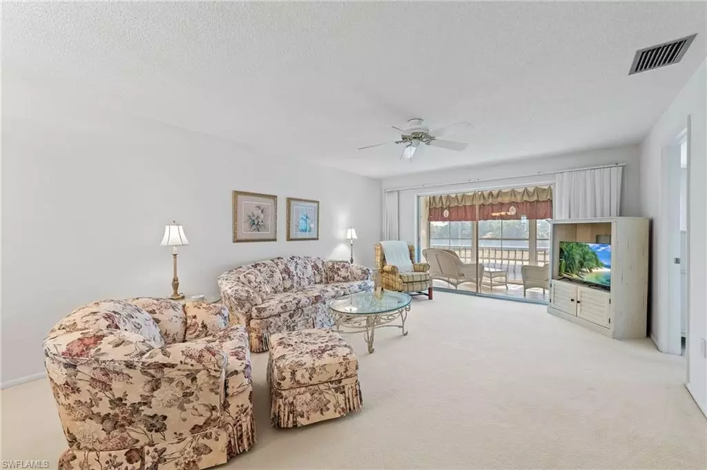 Naples, FL 34113,300 Valley Stream DR #D7