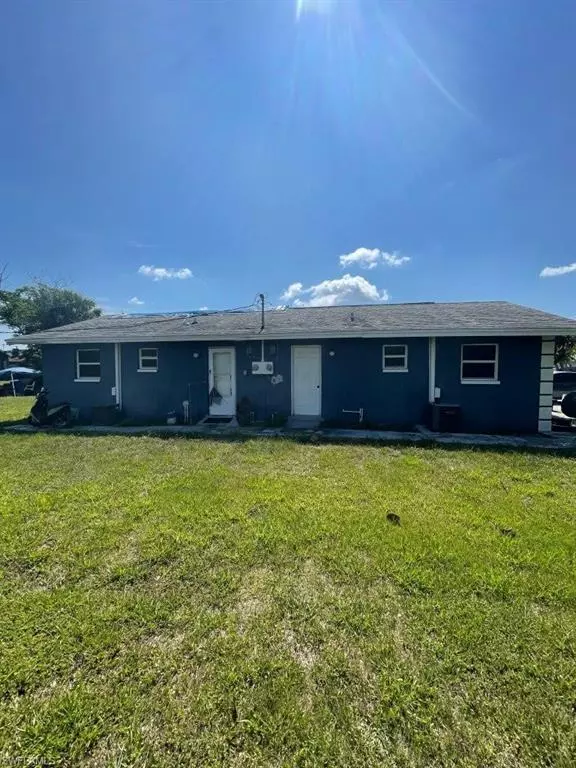 Fort Myers, FL 33916,3340/3342 Stella ST