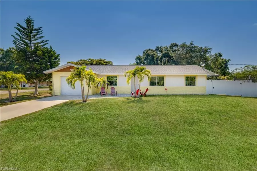 2515 Davis BLVD, Fort Myers, FL 33905