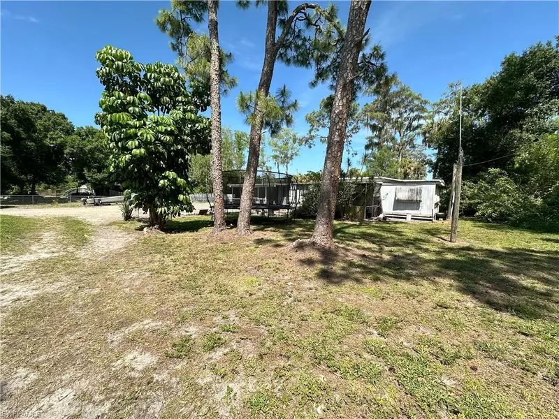 7705 McDaniel DR, North Fort Myers, FL 33917