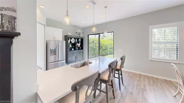 Naples, FL 34104,8943 Madrid CIR