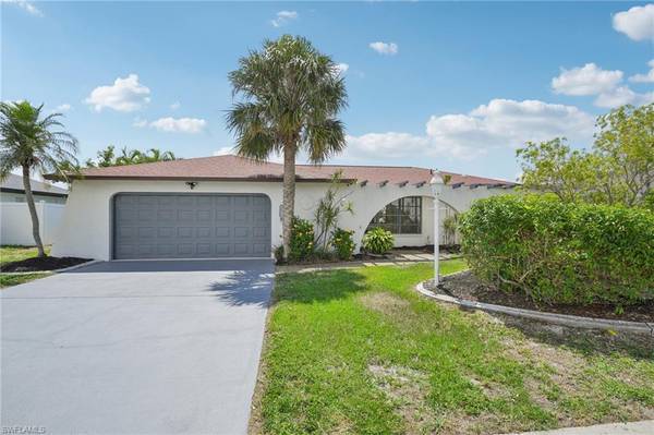 4636 Gulf AVE, North Fort Myers, FL 33903