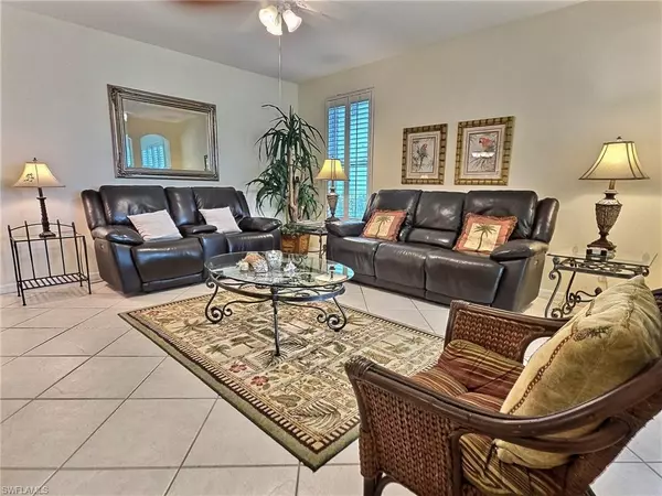 Naples, FL 34110,1310 Charleston Square DR #101