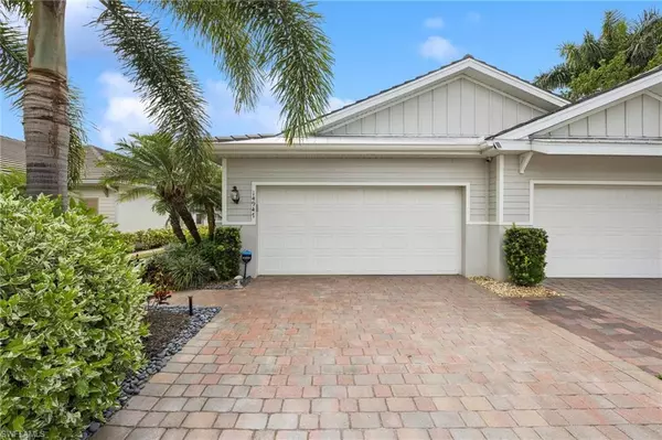 Naples, FL 34114,14947 Edgewater CIR