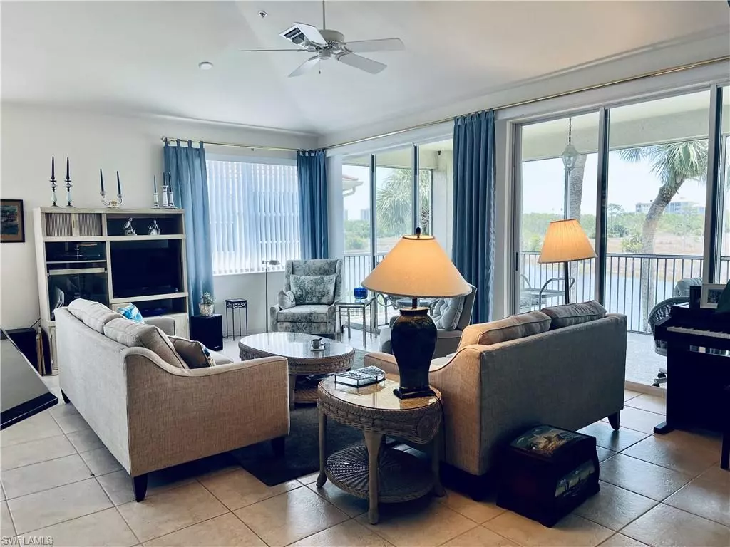 Bonita Springs, FL 34134,25000 CYPRESS HOLLOW CT #201