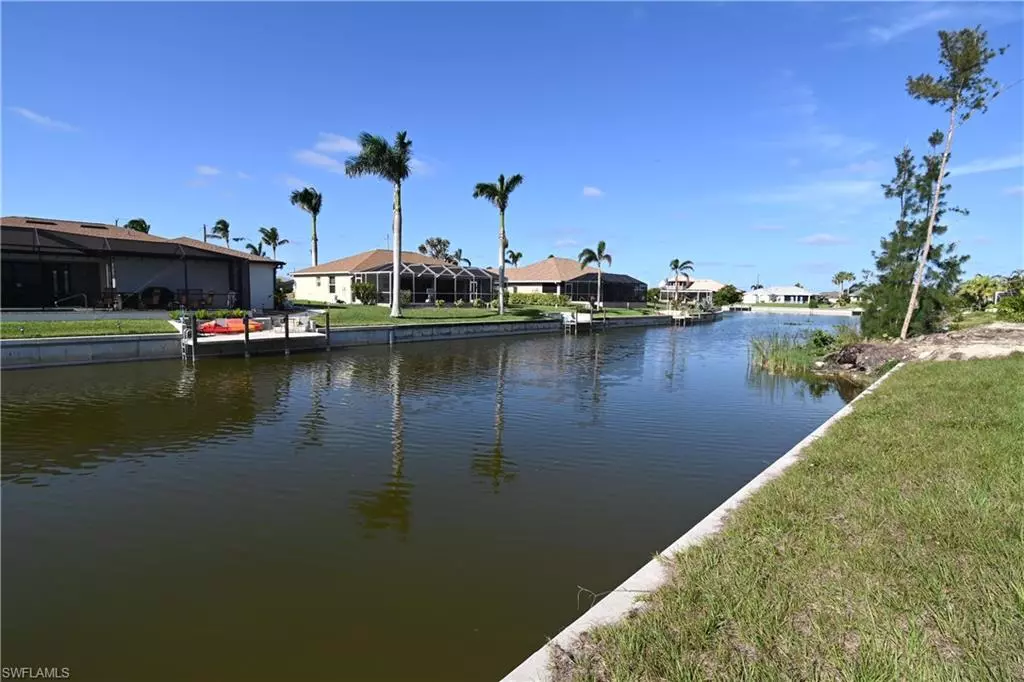 Cape Coral, FL 33914,1148 SW 39th ST