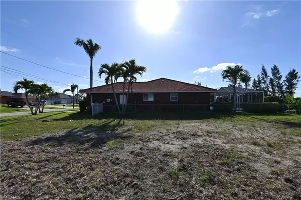 Cape Coral, FL 33914,1148 SW 39th ST