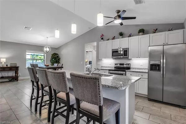 2211 SW 25th TER, Cape Coral, FL 33914