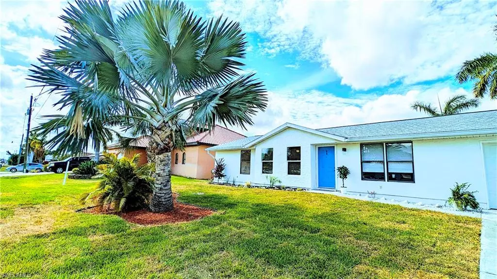 Port Charlotte, FL 33948,18686 Van Nuys CIR