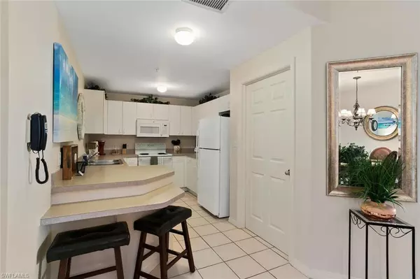 Naples, FL 34110,519 ROMA CT #306