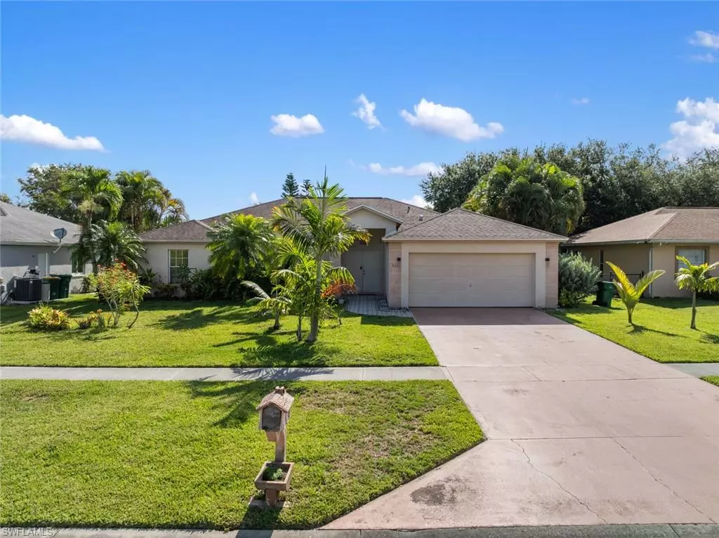 Naples, FL 34120,869 Summerfield DR