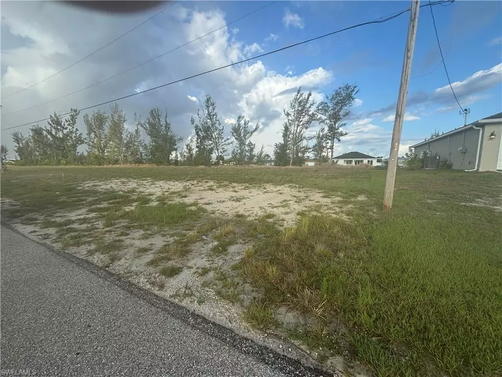 Cape Coral, FL 33993,1822 NW 21st AVE