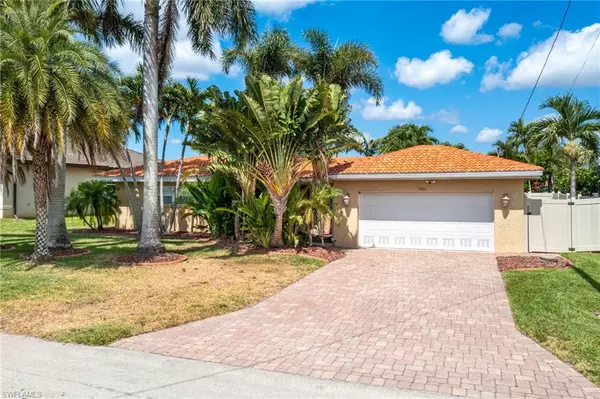 Cape Coral, FL 33904,5122 Santa Rosa CT