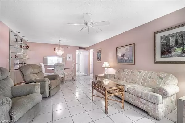 Fort Myers, FL 33907,1828 Pine Valley DR #302