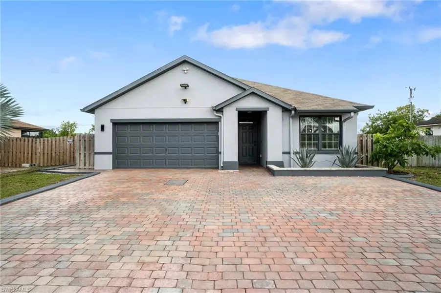 602 SW 25th ST, Cape Coral, FL 33914