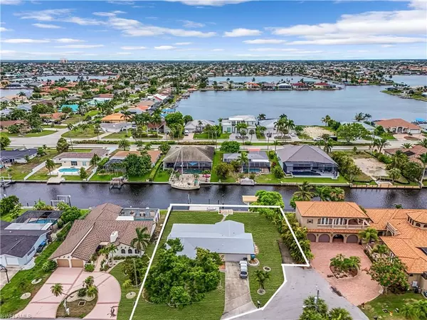 5114 SW 3rd AVE, Cape Coral, FL 33914