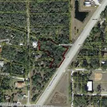 980 W Hickpochee AVE, Labelle, FL 33935