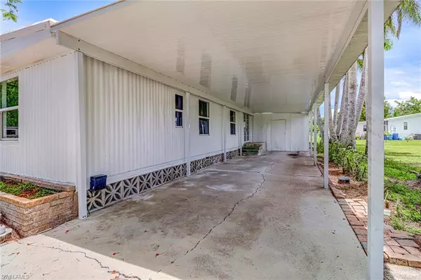 Naples, FL 34114,120 Grassy Key LN #38