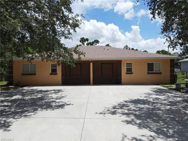 4922-4920 24th ST SW, Lehigh Acres, FL 33973