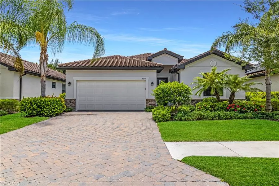 4272 Raffia Palm CIR, Naples, FL 34119