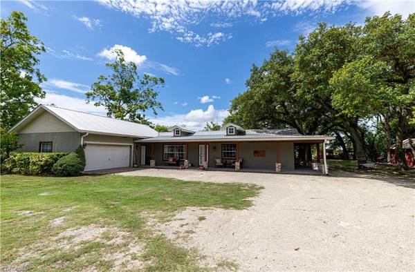 2415 County Rd 78, Labelle, FL 33935