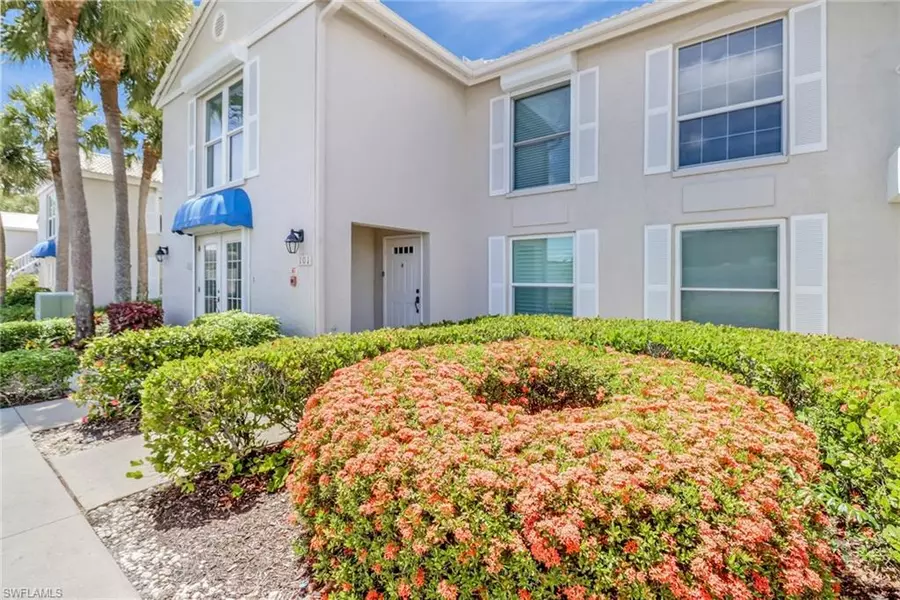 828 Gulf Pavilion DR #101, Naples, FL 34108