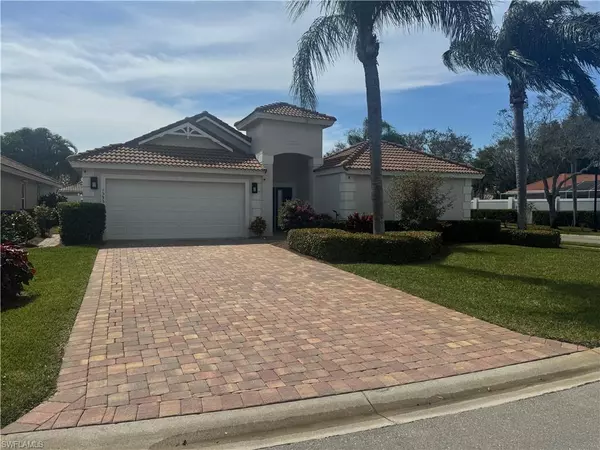 Naples, FL 34110,1595 Whispering Oaks CIR