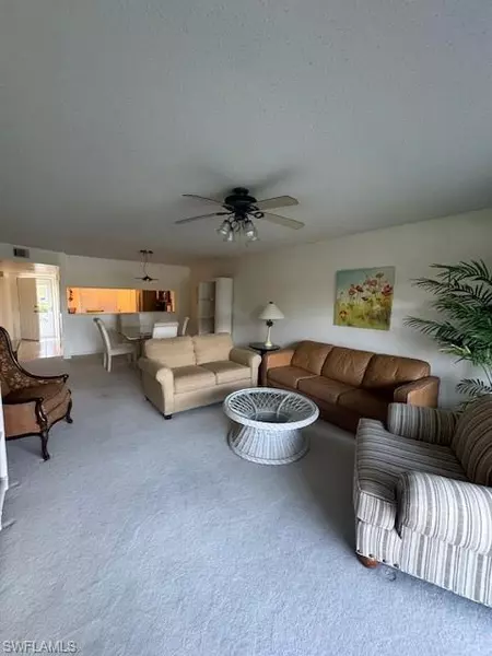 7065 Dennis CIR #F102, Naples, FL 34104