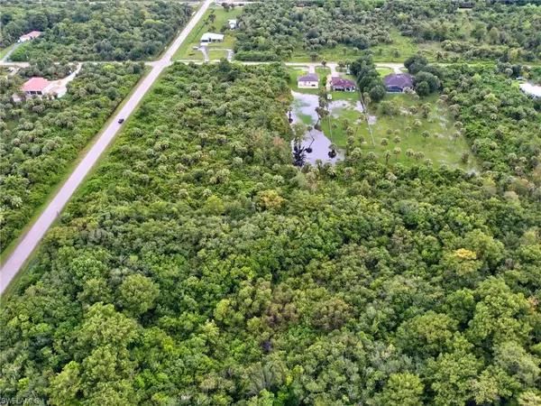 Naples, FL 34120,Shady Hollow BLVD E