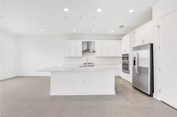 20459 Fair Oak LN Estero, FL 33928