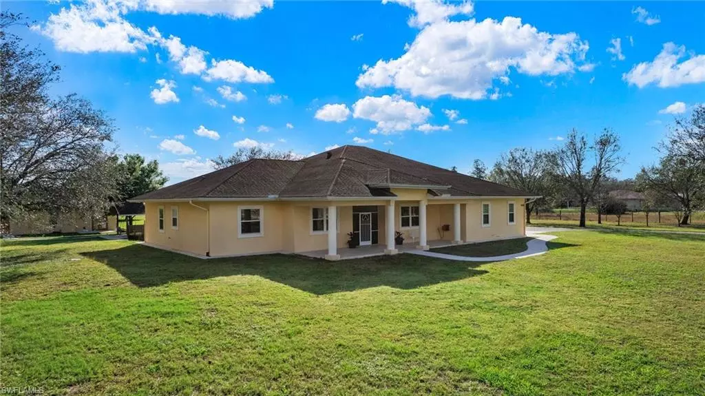 10238 Wheeler RD, Labelle, FL 33935