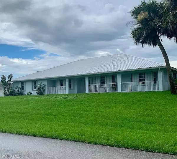 Moore Haven, FL 33471,1047 Caloosahatchee DR