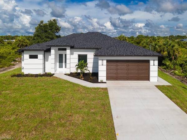 502 LOUIS AVE, Lehigh Acres, FL 33972