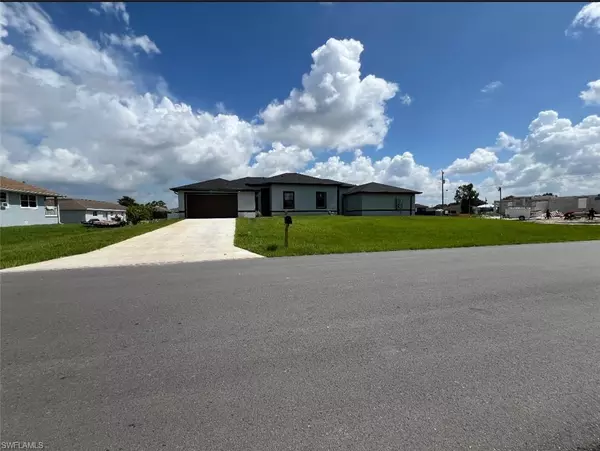 Lehigh Acres, FL 33973,324-326 Homer AVE S #324