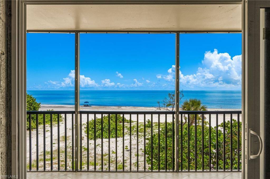 3067 W Gulf DR #203, Sanibel, FL 33957