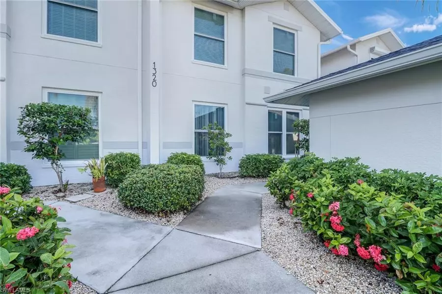 1320 Charleston Square DR #103, Naples, FL 34110