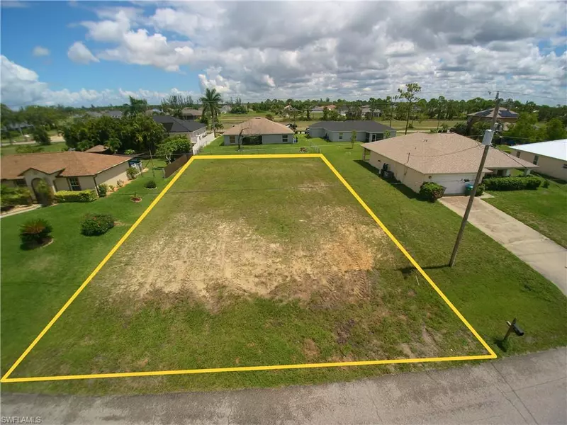 2821 NW 25th TER, Cape Coral, FL 33993