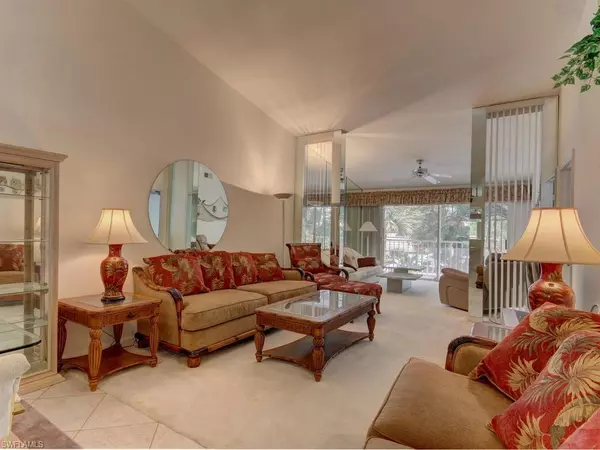 Naples, FL 34112,2462 Hidden Lake DR #208