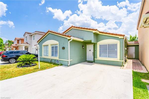 16610 SW 97 TER, Miami, FL 33196