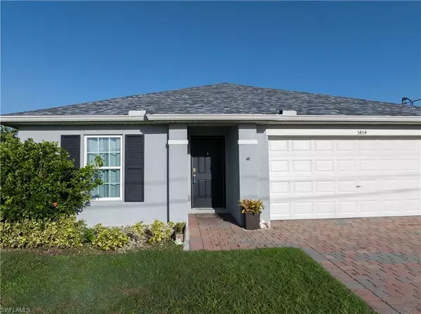 3454 NE 10th PL, Cape Coral, FL 33909