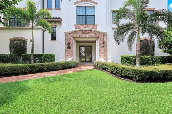 Naples, FL 34110,16440 CARRARA WAY #302