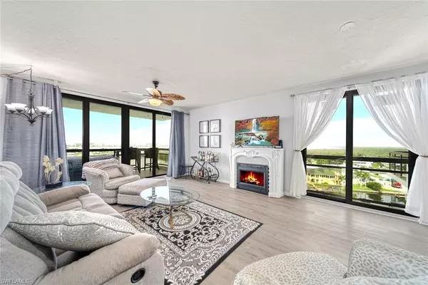 Fort Myers Beach, FL 33931,18120 San Carlos BLVD #1105