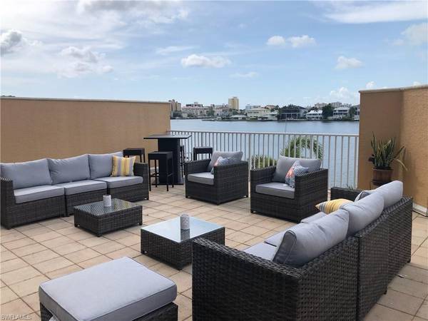 Naples, FL 34108,410 Flagship DR #306