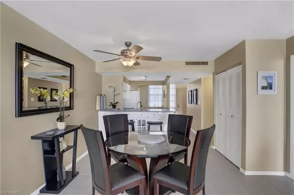 Marco Island, FL 34145,380 Seaview CT #404