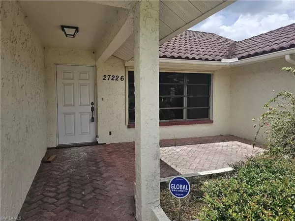 Bonita Springs, FL 34135,27226 Barefoot LN