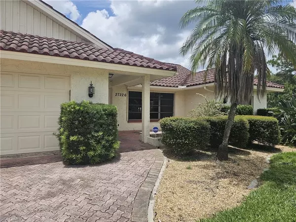 Bonita Springs, FL 34135,27226 Barefoot LN